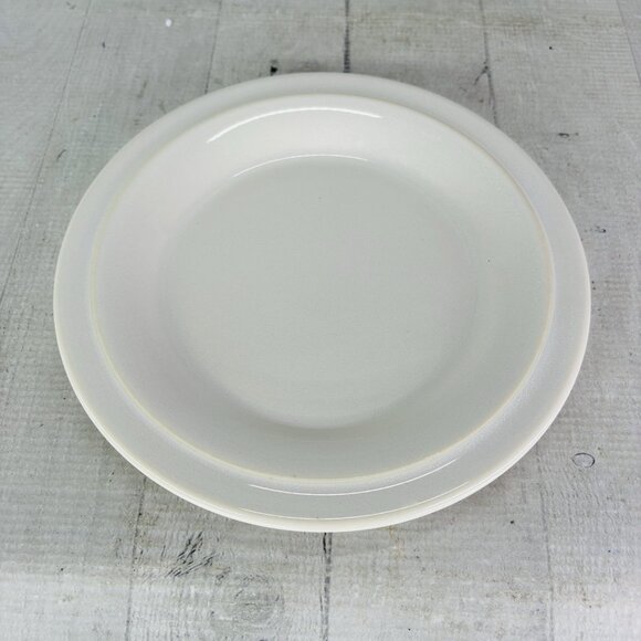 4 Threshold 8.5 Threshold Target WOODBRIDGE Artisan White Solid 8.5\